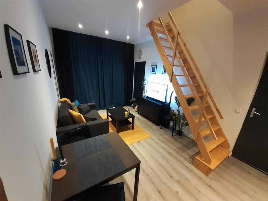 Appartement Deluxe Tilburg Esterno foto