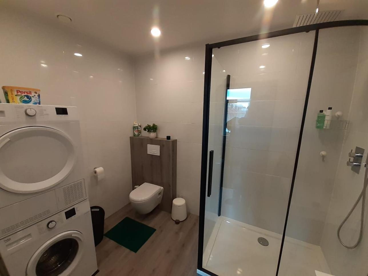 Appartement Deluxe Tilburg Esterno foto